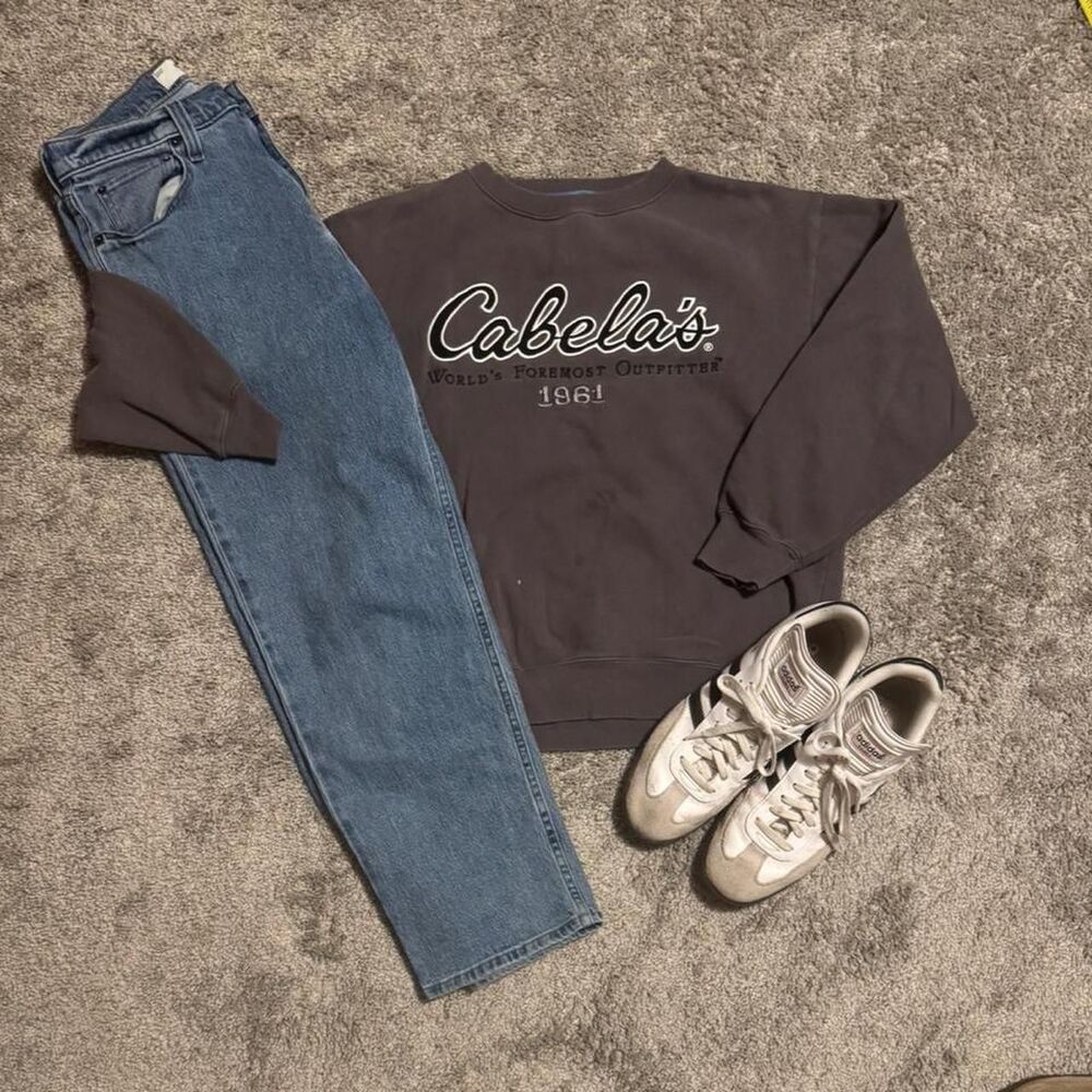 Cabela-s Men's Grey and Blue Sweatshirt